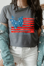 Load image into Gallery viewer, Butterfly USA Flag Graphic T Shirts
