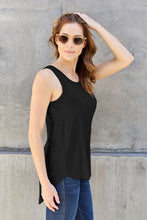 Load image into Gallery viewer, Round Neck Basic Tank
