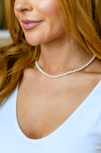 Load image into Gallery viewer, She&#39;s So Audrey Sterling Silver &amp; Faux Pearl Necklace
